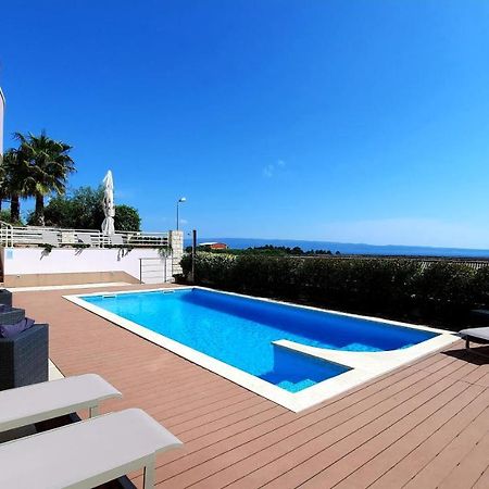 Sea View- Spacious Apartment With Shared Pool Split Exteriér fotografie