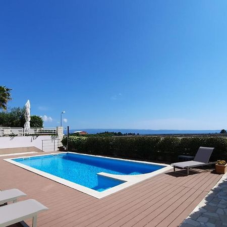 Sea View- Spacious Apartment With Shared Pool Split Exteriér fotografie