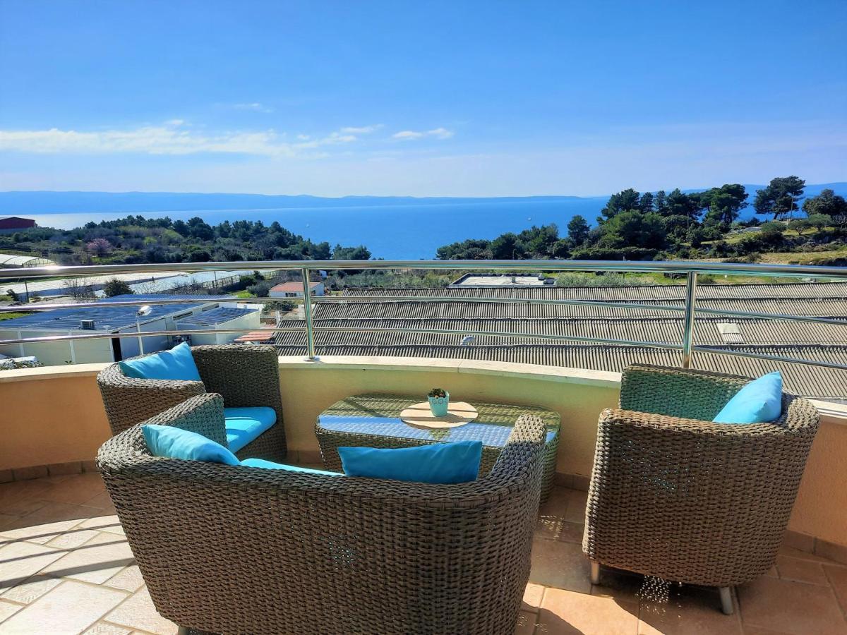 Sea View- Spacious Apartment With Shared Pool Split Exteriér fotografie
