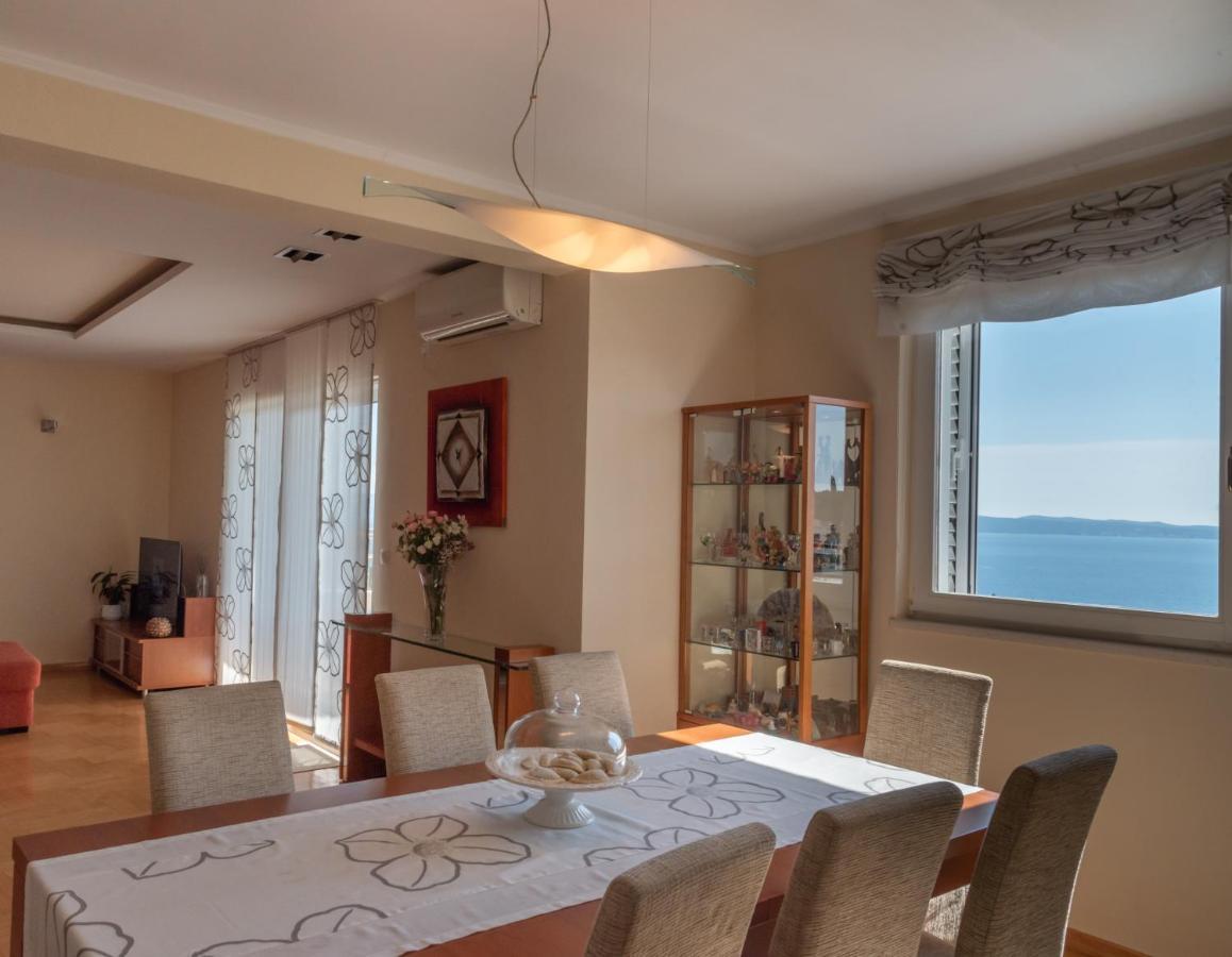 Sea View- Spacious Apartment With Shared Pool Split Exteriér fotografie